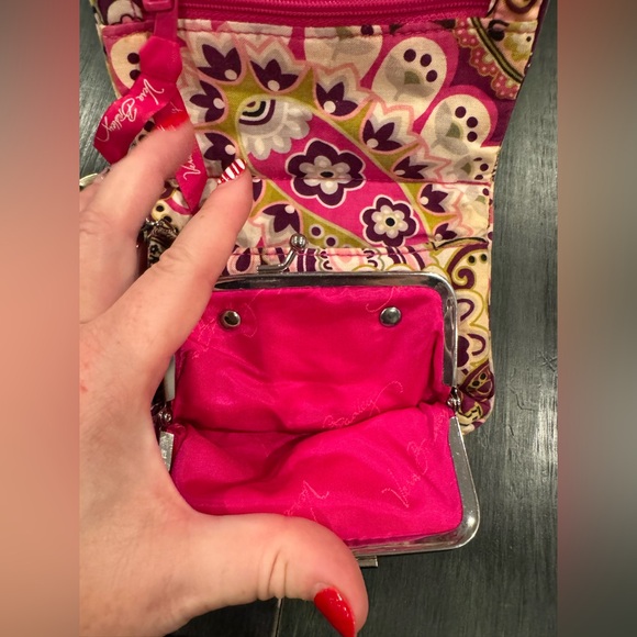 Vera Bradley “One for the Money” Taxi Wallet. - Picture 6 of 8